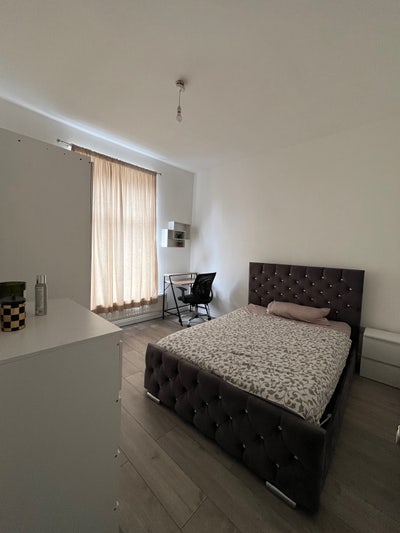 Cosy room in Stockport  Main Photo
