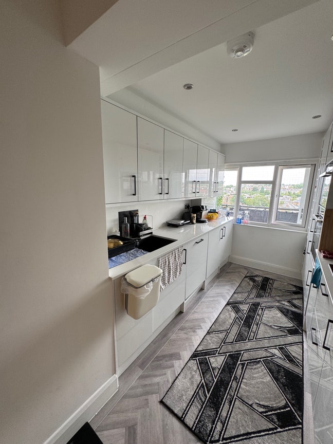 Whole flat to share  Main Photo