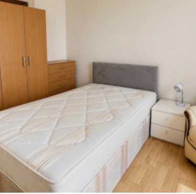 Spacious Double Room to Rent – All Bills Included Main Photo