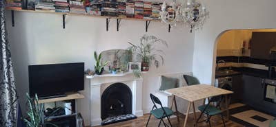 Characterful 1-Bed Clapton Flat - Short Let Main Photo