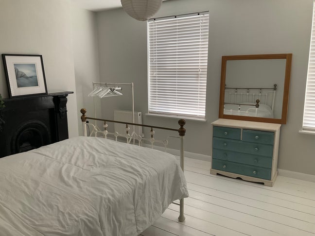 Bright and spacious double room  Main Photo