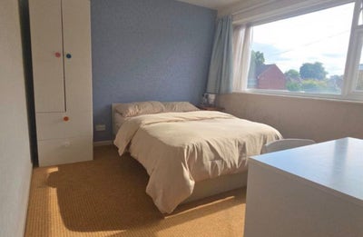 Room Available to Let –  UC accepted  Main Photo
