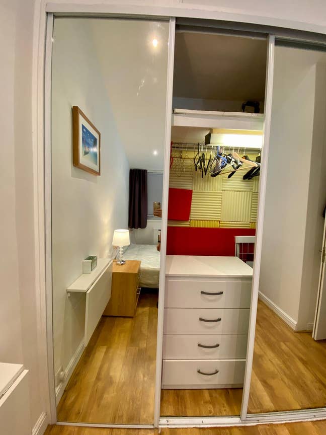 Medium Double Room Available – SW2 3QN Main Photo