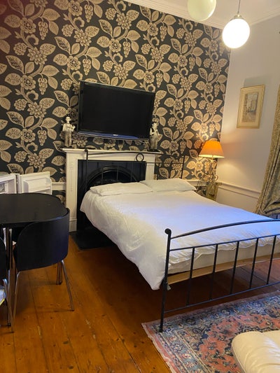 Lovely single room near Leith Main Photo