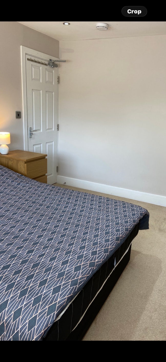Beautiful Spacious Double Room with Smart Tv  Main Photo