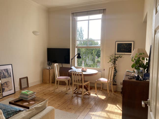 Sunny double room short-term let   Main Photo
