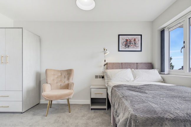 Luxury studio rooms all bills inc**Brand new** Main Photo