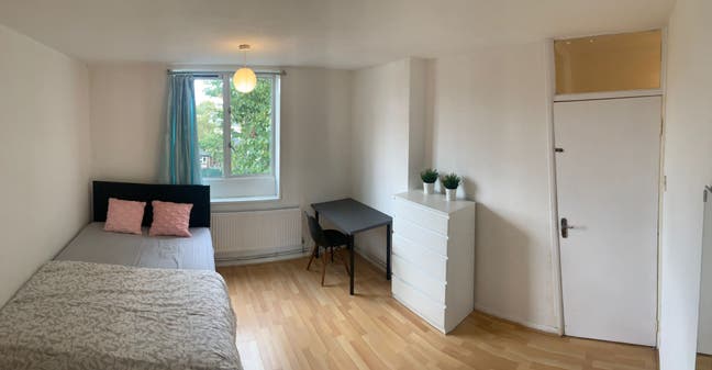 Double Room Near Whitechapel Station  Main Photo