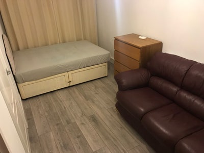 Rooms in house  Main Photo