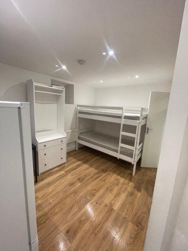✨ 🛏️ Ensuite Room to Let in New Cross Main Photo