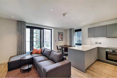 Double Rooms in 3-Bed Apartment | Wembley Park Main Photo