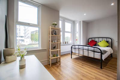 Lovely Ensuite in Canary Wharf-10 min walk to Tube Main Photo