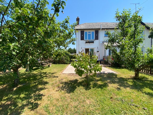 Ready to let 3 bed house  Main Photo