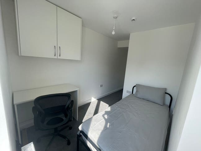 Premium En-Suite Rooms in CV3 Main Photo