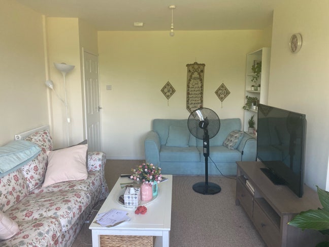 Double Room in Cosy Flat in Clay Cross Main Photo