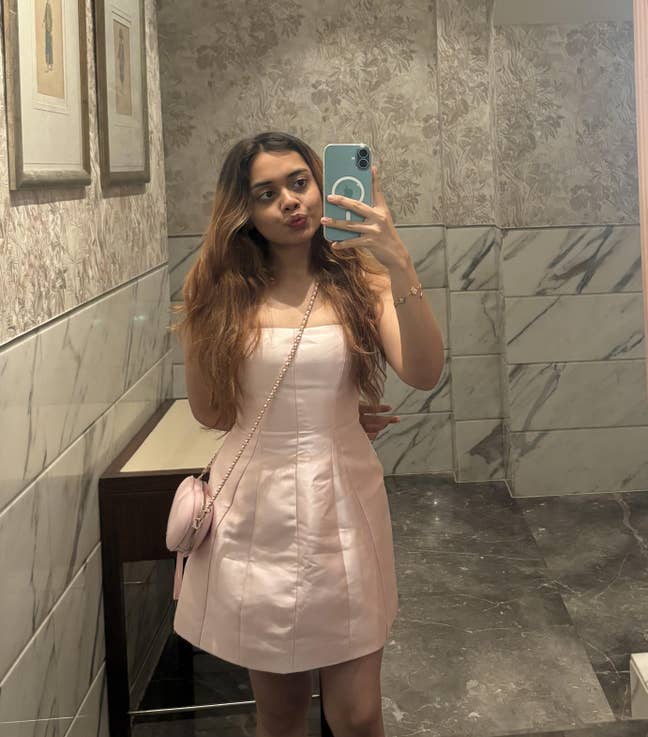 Looking for a flatmate/s to share 2/3 bed apt   Main Photo