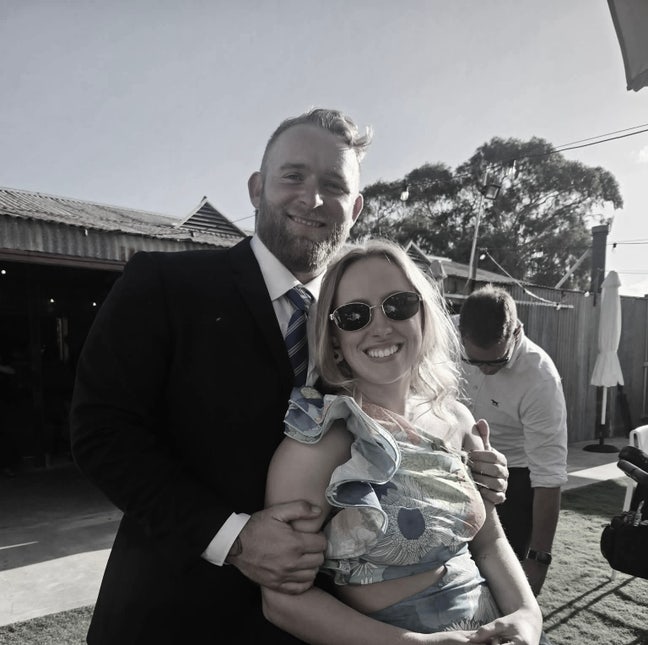 Professional Couple Seeking Room Main Photo