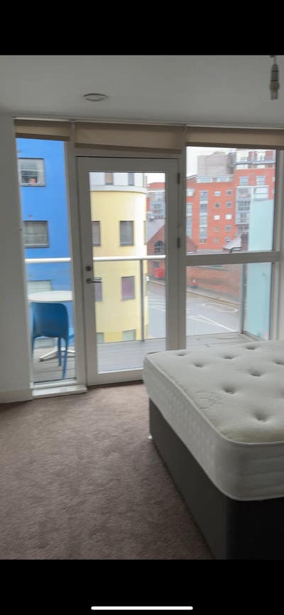 A very nice apartment with balcony  Main Photo
