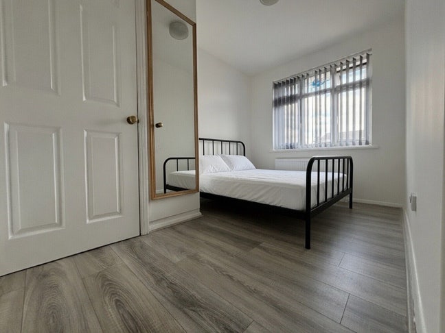 Rooms to rent in Hornchurch  Main Photo