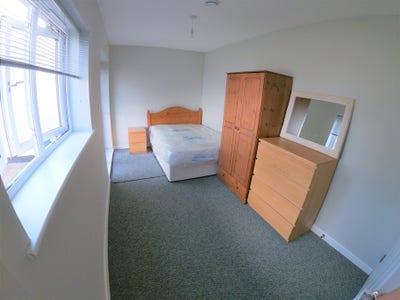 Quality Spacious Double Rooms  Main Photo