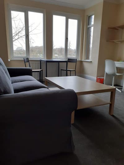 2 lovely rooms with all facilties, very nice Main Photo
