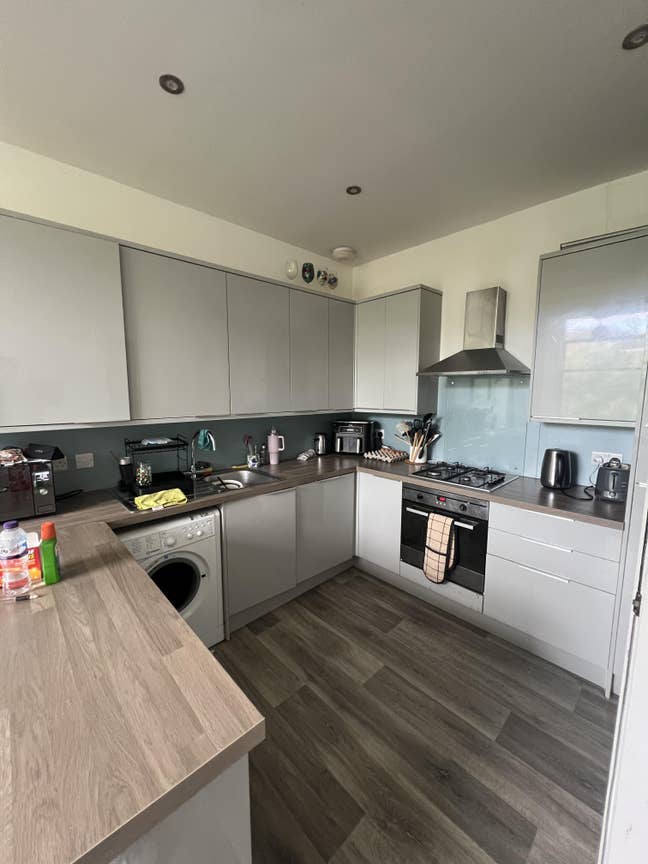 4 bed flat in Newington looking for 2 flatmates Main Photo