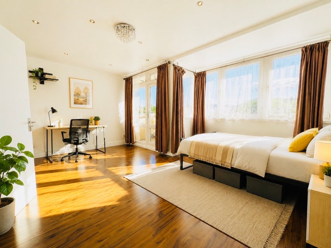 🏠4bed Bills INCL Option| Whitechapel/Aldgate Main Photo