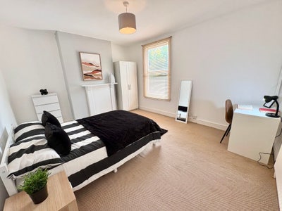 Large Rooms near Birmingham City Centre ⭐ Main Photo