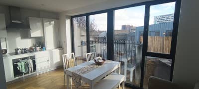 1 Double Bedroom in Dalston - 3 bed Flat Main Photo