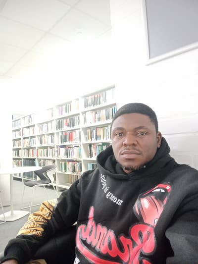 I am a male student aged 34. I am looking for... Main Photo