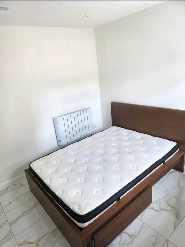 Studio Flat to Rent – Fir Tree Road, Guildford, GU Main Photo
