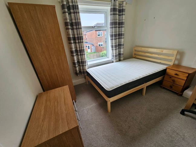 Double room available - Bills included Main Photo