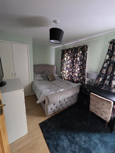 Room to rent  Main Photo