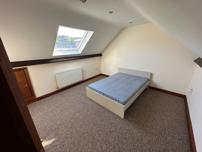 Newly Refurbished one bedroom flat Main Photo