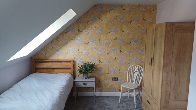 Lovely room for rent Main Photo