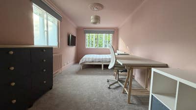 Lovely Victorian house share - Battersea LGBTQ+ Main Photo