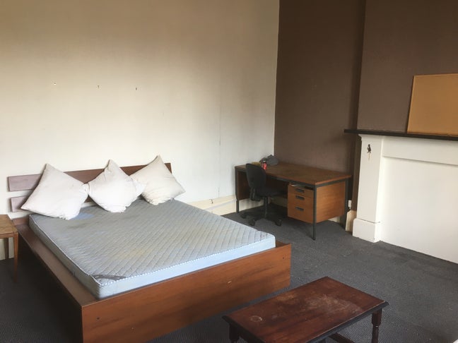 Large Double room in 4 bed HMO in Byres Road Main Photo