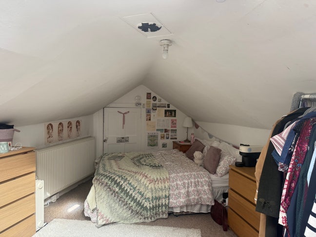 Double Room Available in Friendly Newington Flat Main Photo
