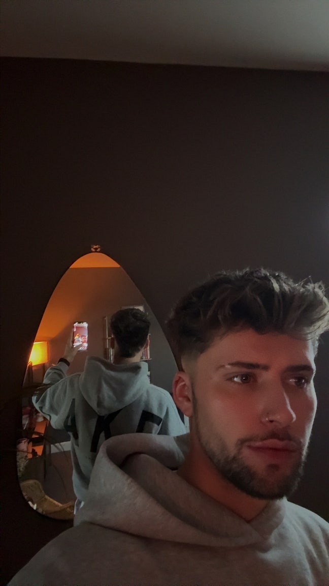Hi! I’m Liam and I’m looking for a clean,... Main Photo