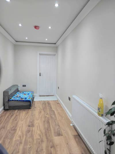 New studio in Pinner Main Photo