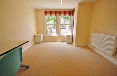 Premium House Share - Fully Furnished  Main Photo