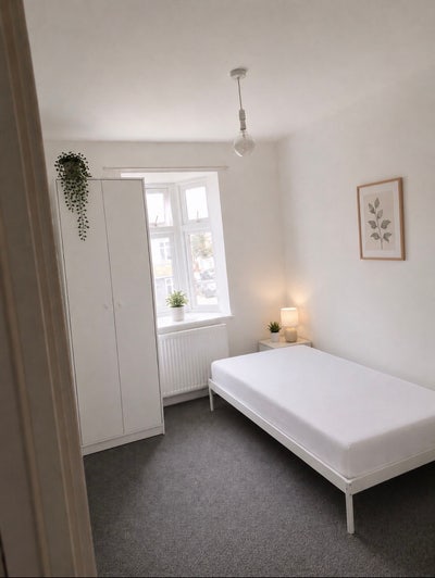 Room for rent Main Photo