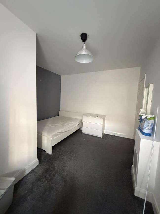 1 bed available in city centre  Main Photo