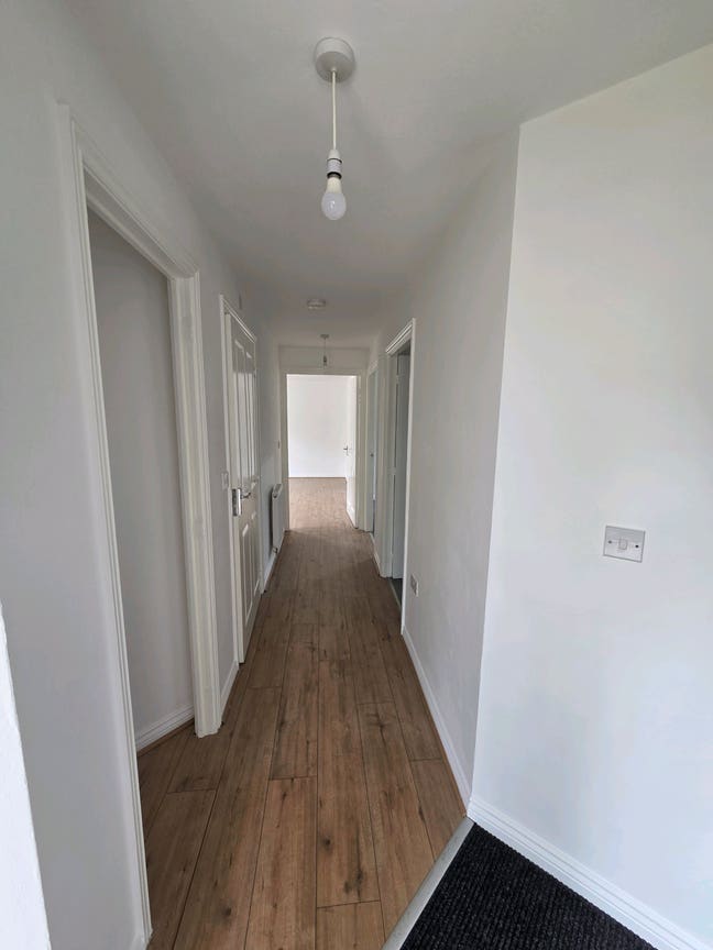 2bed Ground floor Apartment with own entrance Main Photo