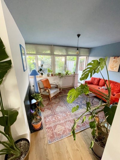 Double room in Peckham- Mon-Fri Main Photo