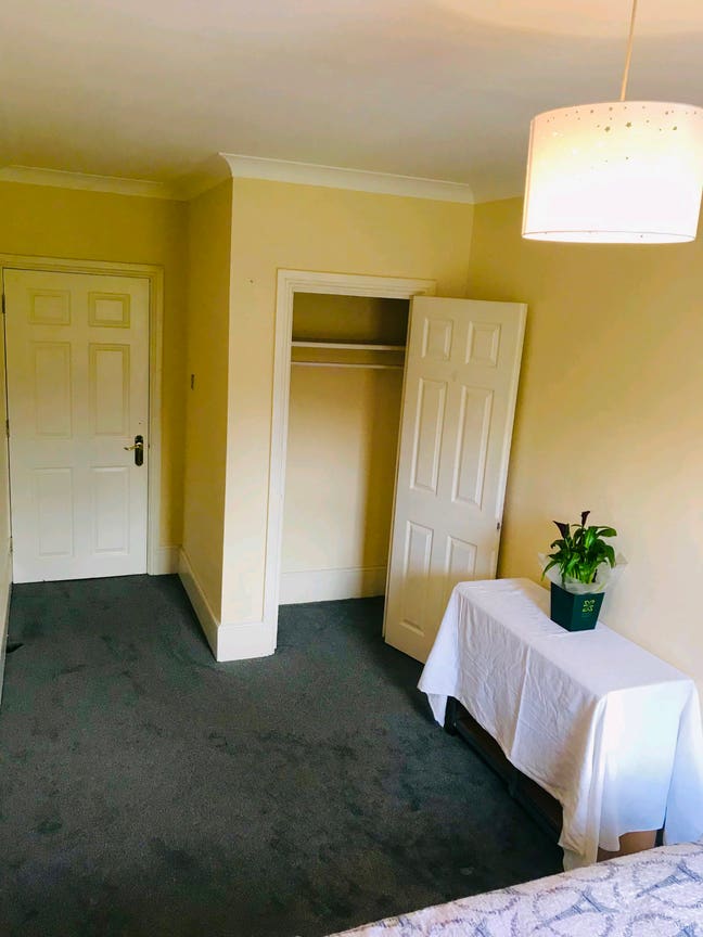 Cheap and best Room to rent near Harrow on the hil Main Photo