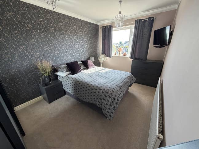 Bright double room in Whiterock  Main Photo