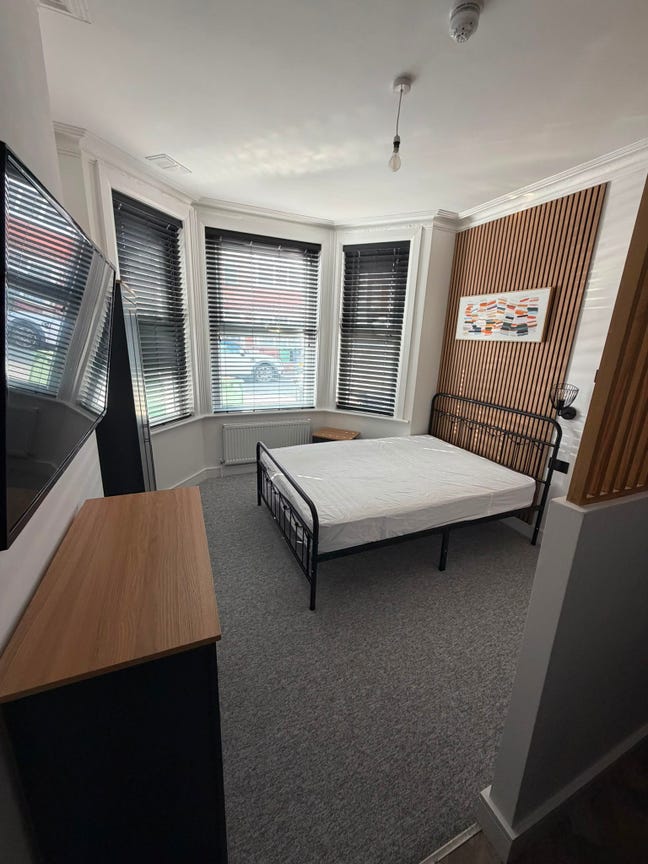Brand-New Studio Near Eastbourne Hospital Main Photo