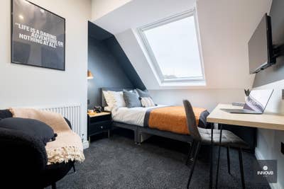 Unbelievable Ensuite Room in BT5 HMO!!!  Main Photo