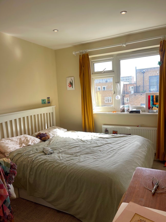 Bright Double Room  Main Photo